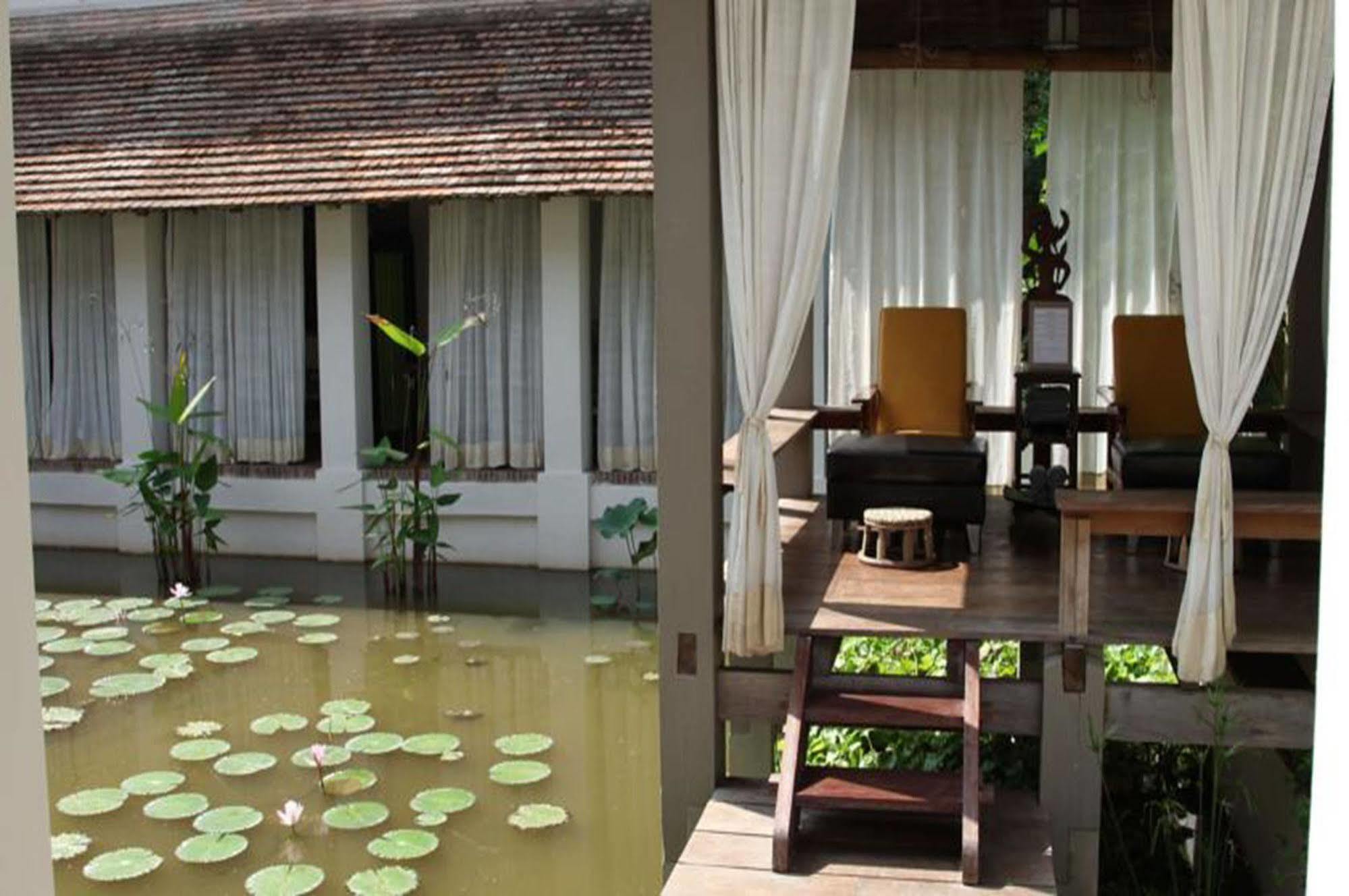 Satri House Hotel Luang Prabang Exterior foto